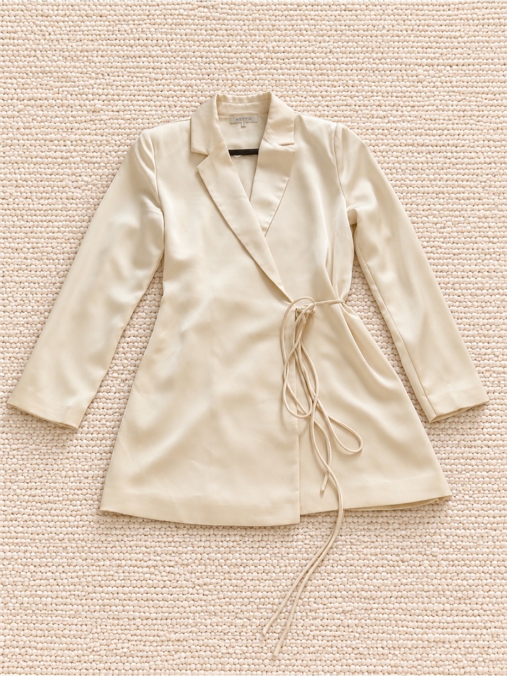 Abbeline Cream Wrap Robe Blazer